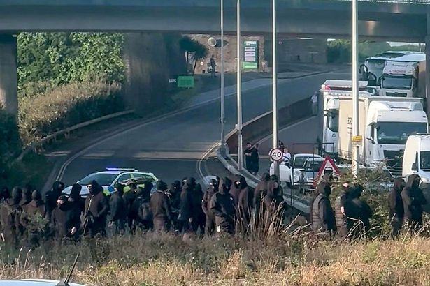 Dover protest LIVE as 'hundreds of men in black balaclavas' block ferry port