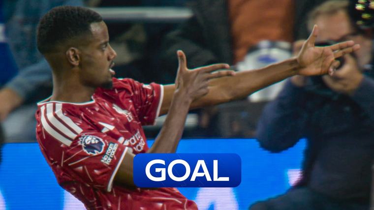 'Blistering finish!' - Isak gives Liverpool early lead at Ipswich