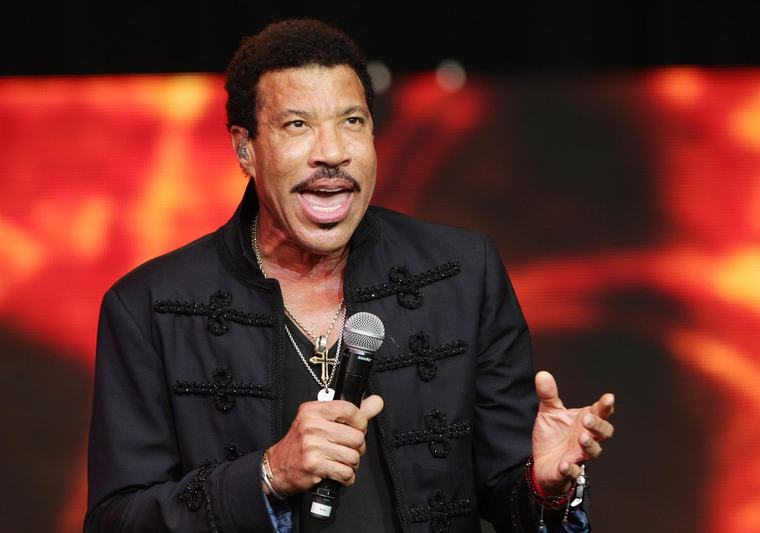 Lionel Richie rushed to intensive care unit after singer fell 'dizzy' on stage