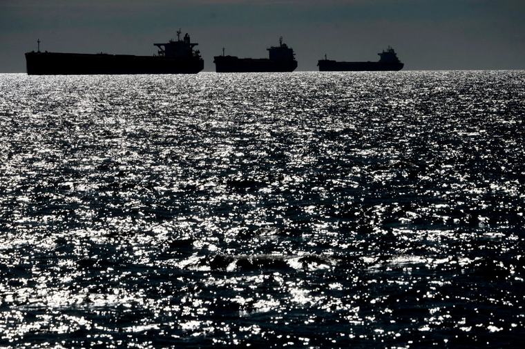 UK forces Putin’s shadow fleet into open… with more than 170 boats near coast