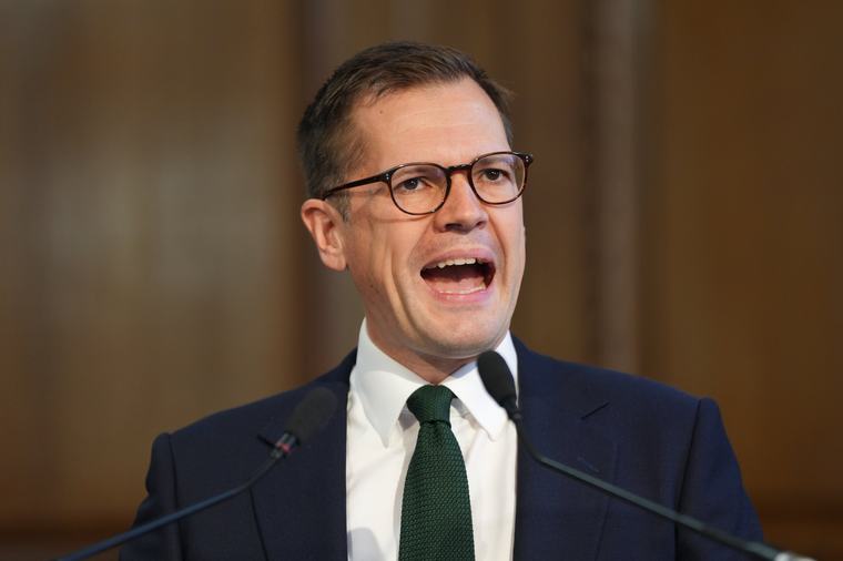 Reform pledge to save £100bn in first 100 days of office with brutal swipe at Rachel Reeves