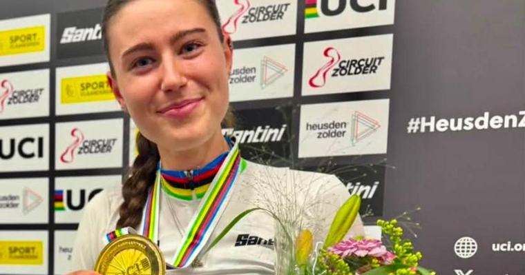 Powys cyclist Aelwen Davies crowned junior world champion
