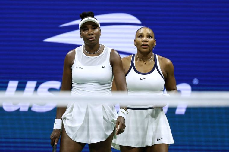 Venus and Serena Williams put on a show in thrilling U.S. Open return, in photos