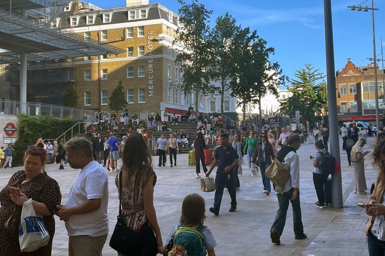 Trains cancelled as grass fire near Paddington blocks lines to Heathrow