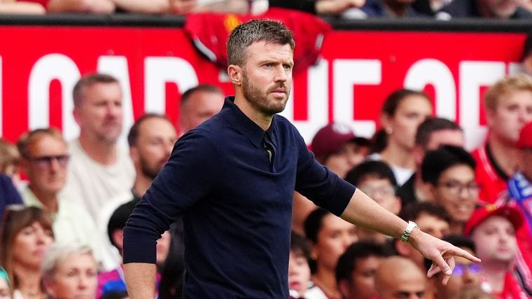 Carrick 'convinced' by Man Utd squad following summer business